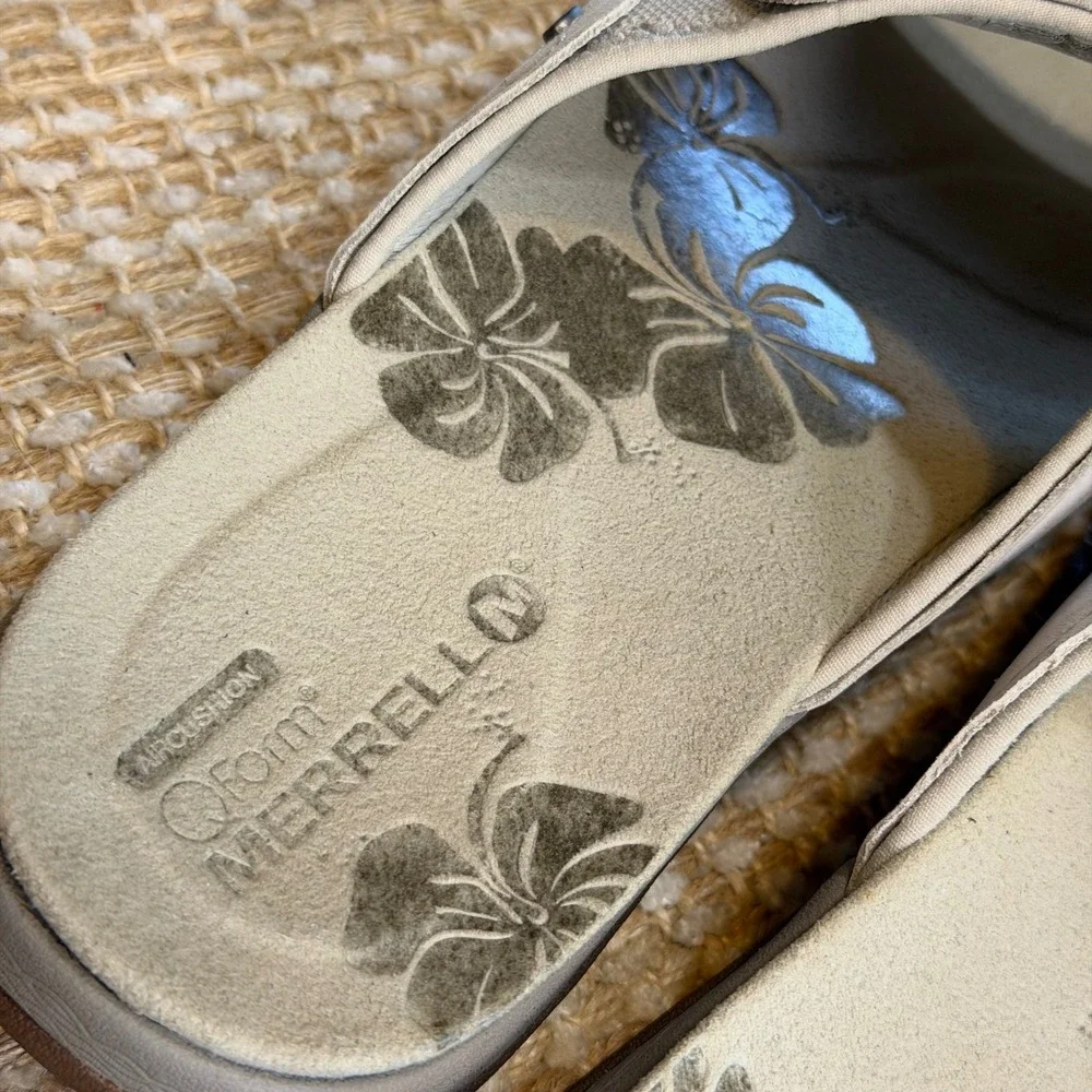 Merrell Lilyfern Silver Birch Leather Slide Sandals Womens 9 QForm Comfort